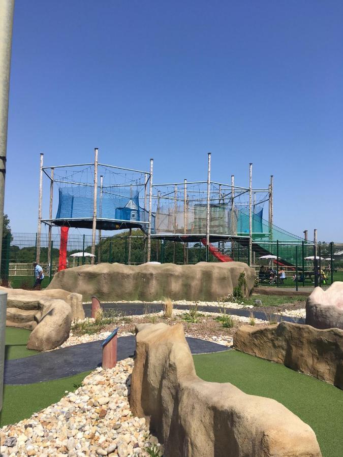 8 Sandy Bottom Sandown Bay Holiday Park, Reduced Ferry, Please Contact Us Exterior foto